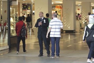 Lojistas de shopping esperam alta de 10% nas vendas no Dia do Cliente