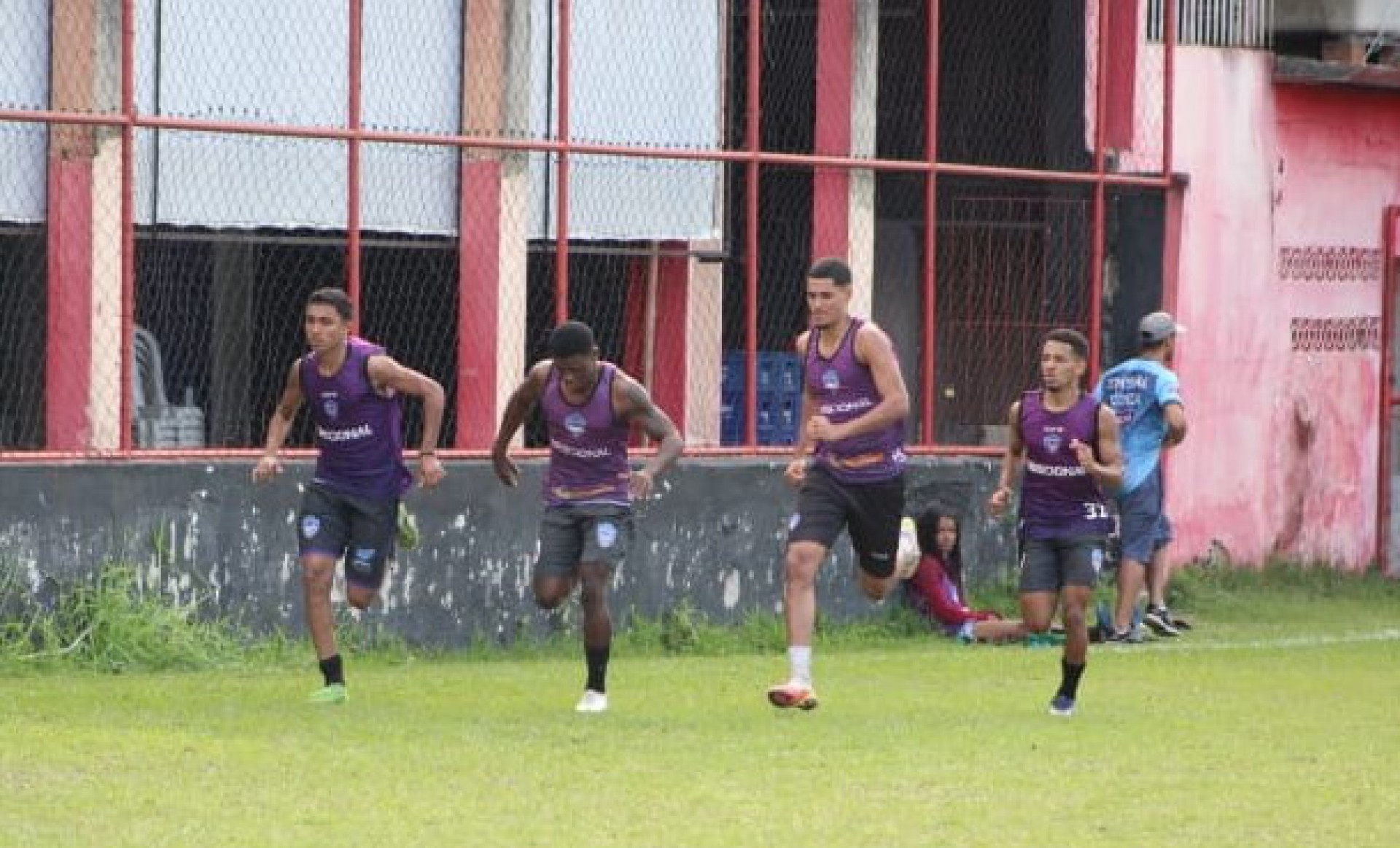Jogadores intensificando a parte f&iacute;sica  - Divulga&ccedil;&atilde;o