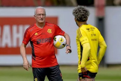 Ex-jogador do Flamengo defende Dorival na Seleção: 'Melhor que o Abel Ferreira'