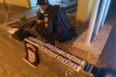 PM prende dois integrantes de quadrilha de roubo de cargas