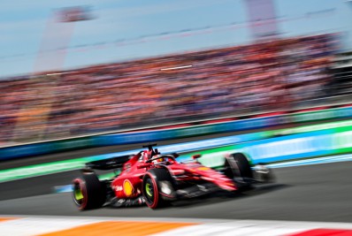 Ferrari termina na frente e Verstappen sofre no primeiro dia de treinos do GP da Holanda