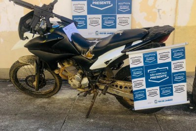 Agentes do São Gonçalo Presente recuperam moto roubada
