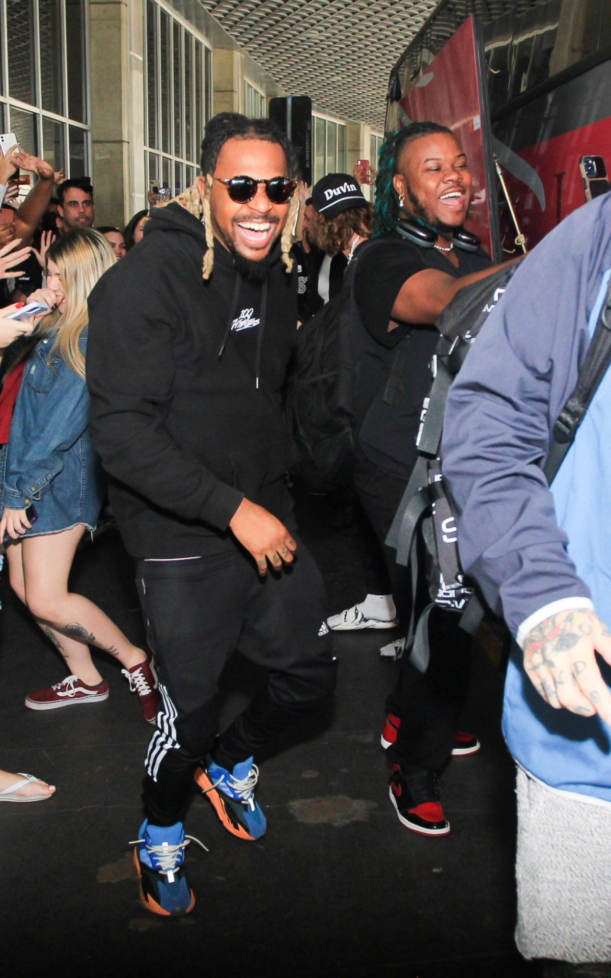 Equipe de Justin Bieber desembarca no Brasil para se apresentar no Rock in Rio