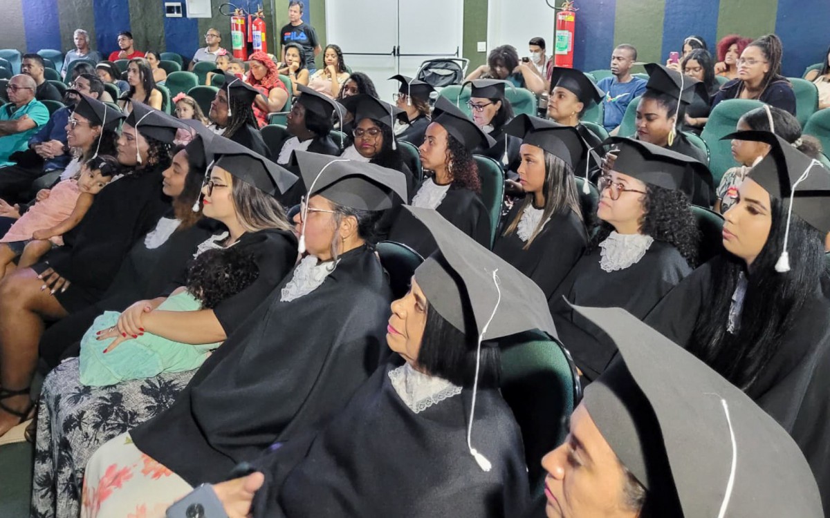 Espaço da Mulher Mesquitense capacita a 50 mujeres en cursos vocacionales |  mezquita