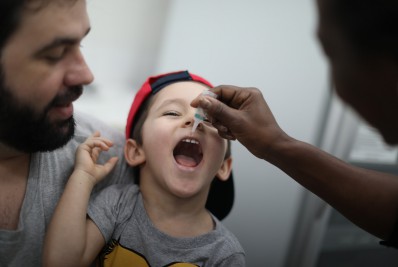 O melhor presente é vacina