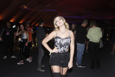 Alanis Guillen e mais famosos curtem primeiro dia de Rock in Rio