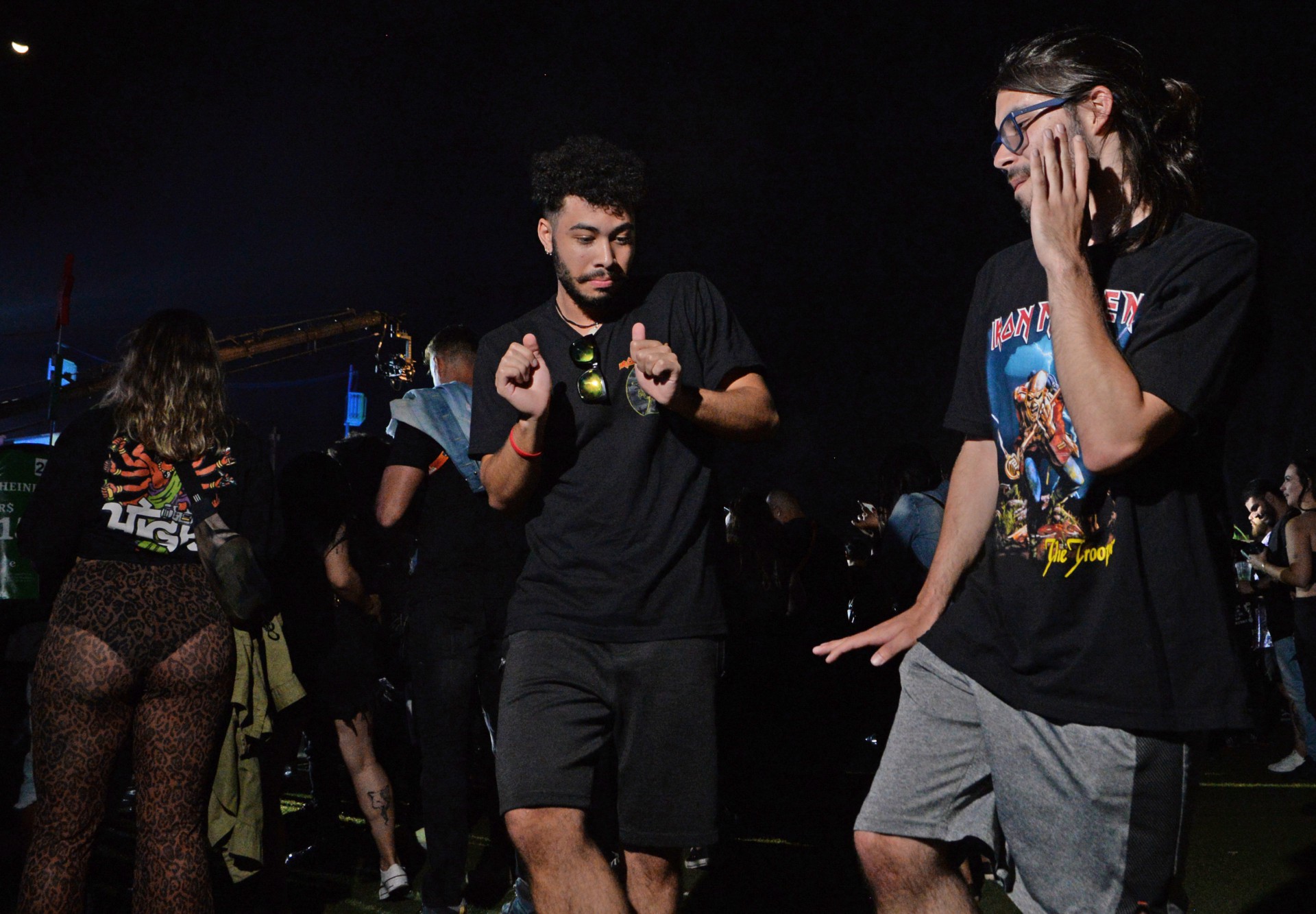 Breno Morais e Jo&atilde;o Batista dan&ccedil;am funk no espa&ccedil;o 'Favela' do Rock in Rio - Sandro Vox/Ag&ecirc;ncia O Dia