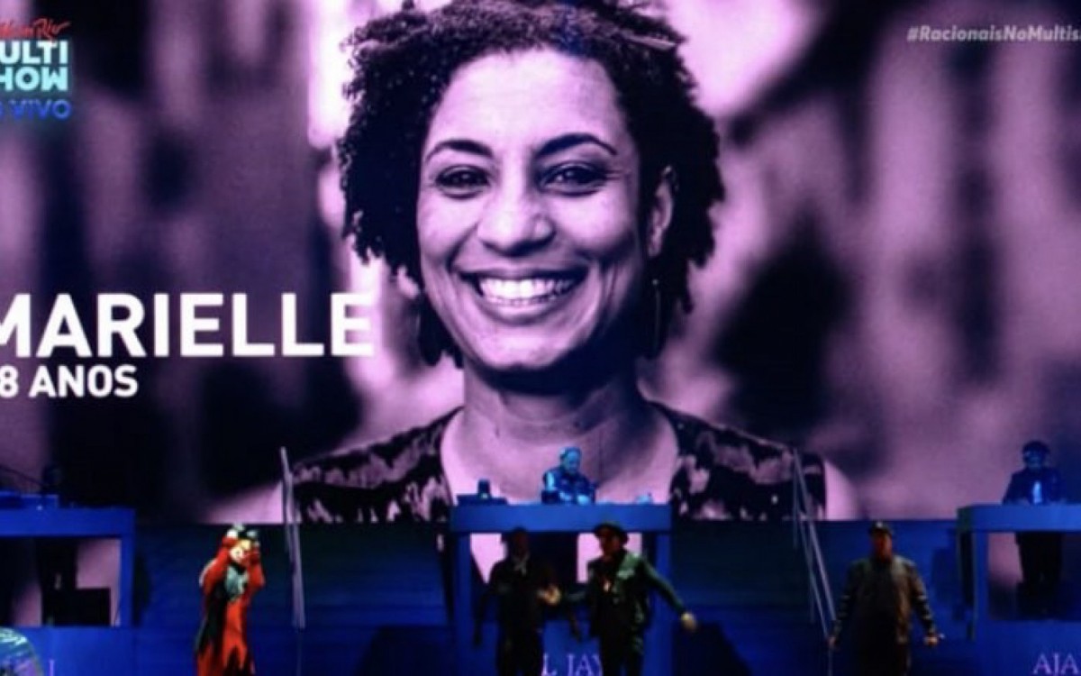 Durante a performance de 'Negro Drama', Racionais MC's exibiram pessoas negras que foram assassinadas. Na imagem, Marielle Franco