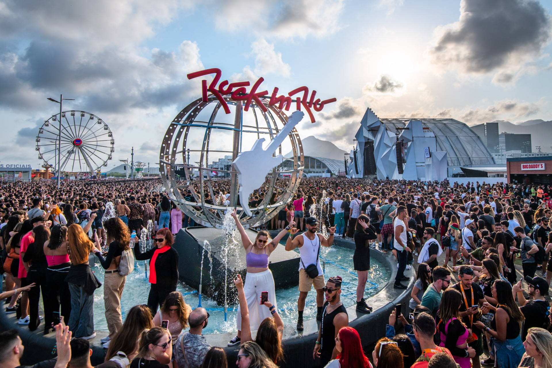 Segundo dia de Rock in Rio 2022 recebe público mais jovem  - ARIEL MARTINI