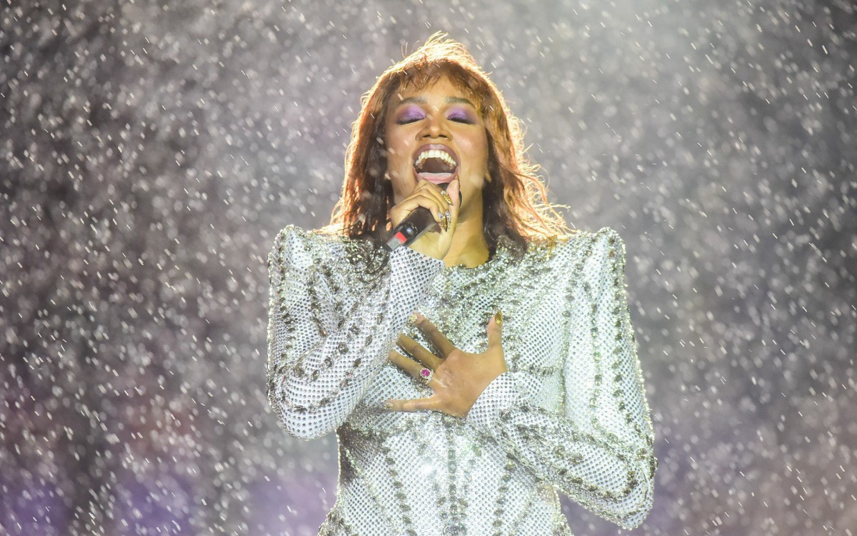 A cantora Iza foi uma das atra&ccedil;&otilde;es do Palco Mundo no Rock in Rio 2022 - Marcelo S&aacute; Barretto / Ag. News