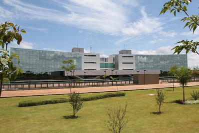 Governo federal gasta R$ 700 milhões com aluguéis e mantém prédios próprios vazios