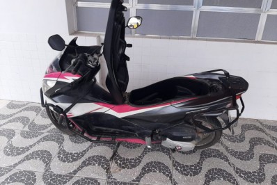 Homem é detido por receptação de moto roubada em Cabo Frio