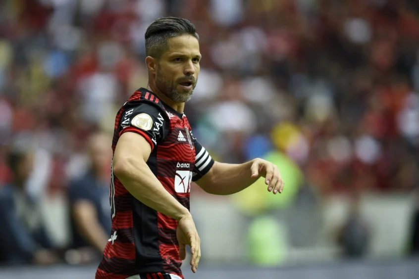 Com Europa no radar, jogador do Flamengo deve deixar o clube no