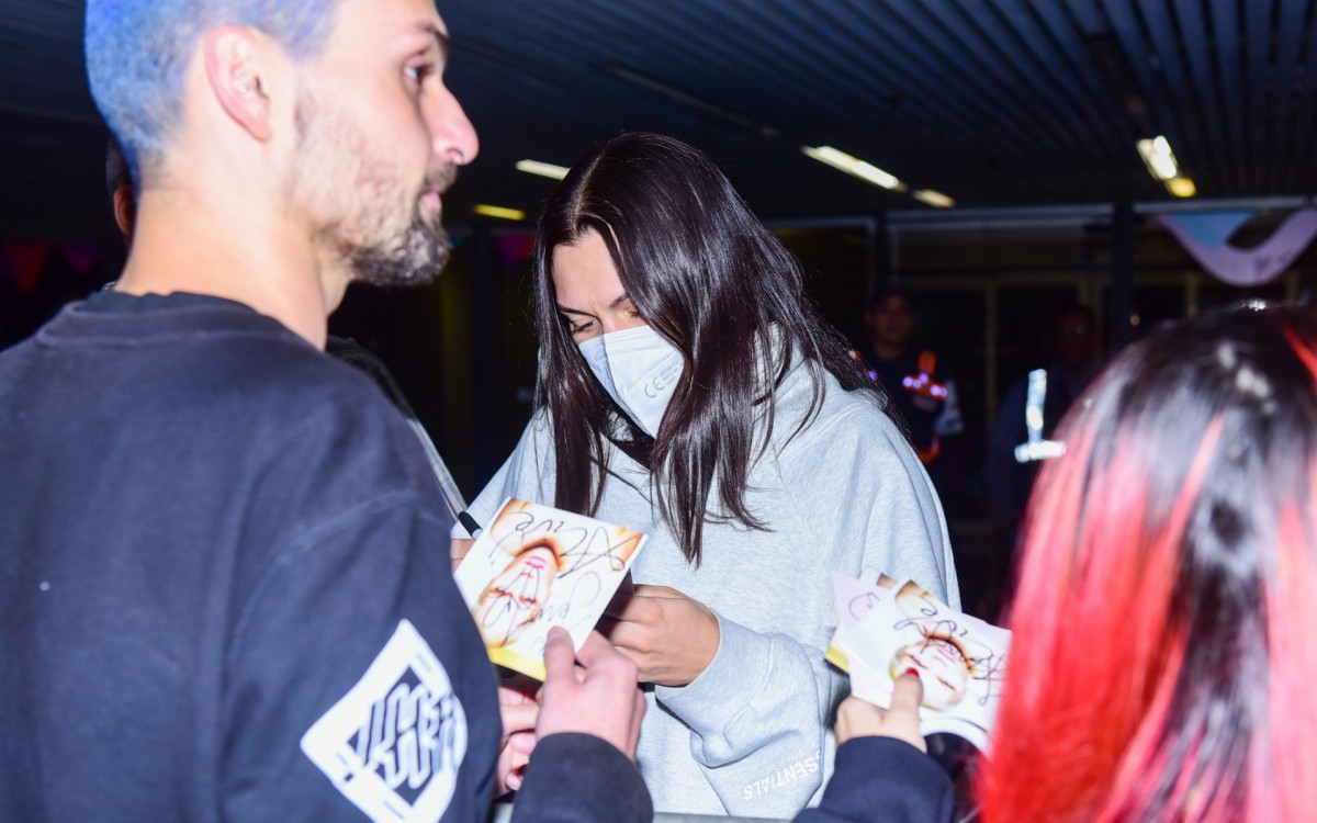 Jessie J desembarcou no Brasil 