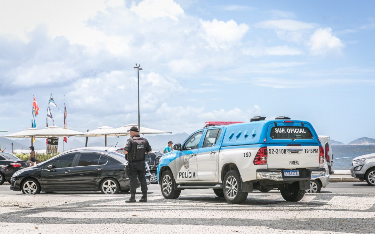 Policiais militares vão reforçar policiamento nos eventos e manifestações durante o feriado