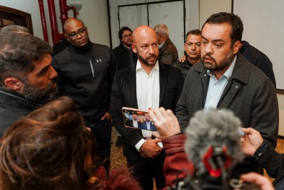 Buscando a reeleição, Claudio Castro reúne empresários e lideranças políticas em Teresópolis