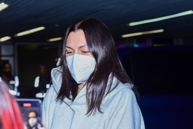 Jessie J desembarca no Brasil para shows 