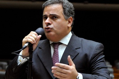 Helicóptero cai com deputado João Bacelar (PL) e aliado no interior da Bahia