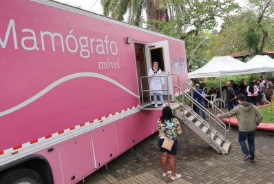 Mamógrafo móvel inicia atendimento em São Gonçalo