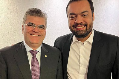 Liderando disputa ao governo do Rio, Castro tem apoio de todos os prefeitos da Baixada