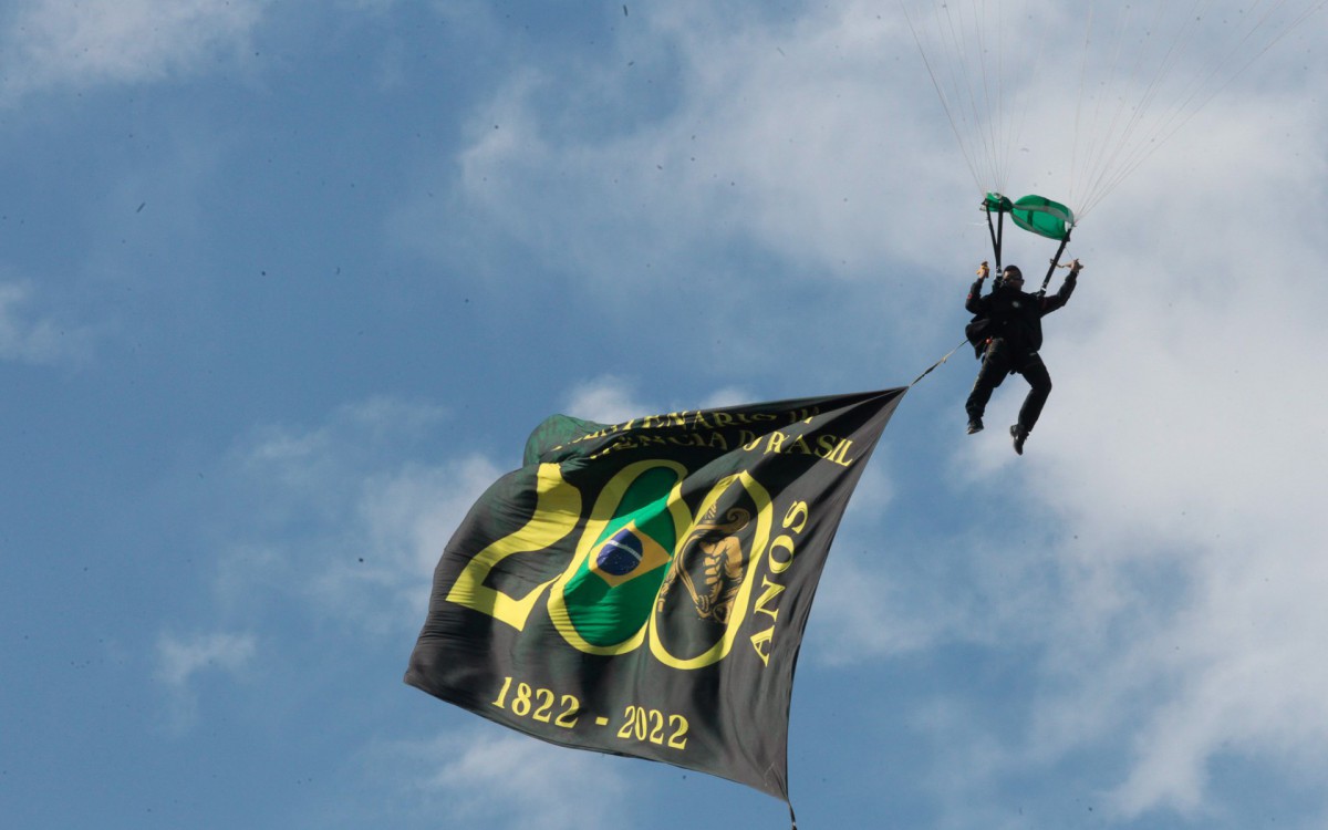 Evento cívico militar em Copacabana, Zona Sul do Rio de Janeiro, com a presença do Presidente da República, Jair Bolsonaro. - Reginaldo Pimenta / Agência O Dia