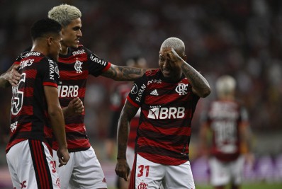 Comentarista prevê vitória do Flamengo sobre o São Paulo: 'Vai enfiar uns 4x1'