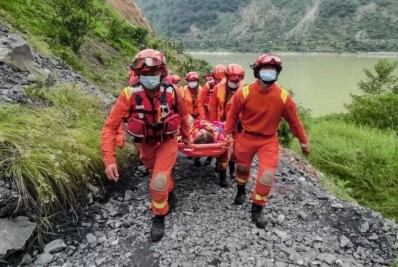 Sobe para 74 o número de mortos em terremoto no sudoeste da China