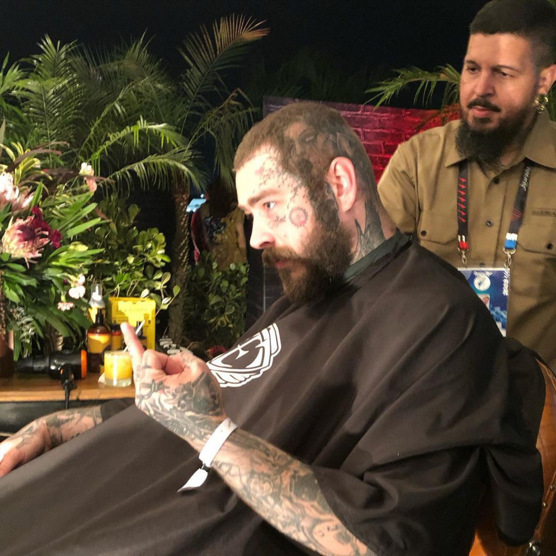 Post Malone dá gorjeta de R$ 2,6 mil a barbeiro no Rock in Rio - Reprodução Internet