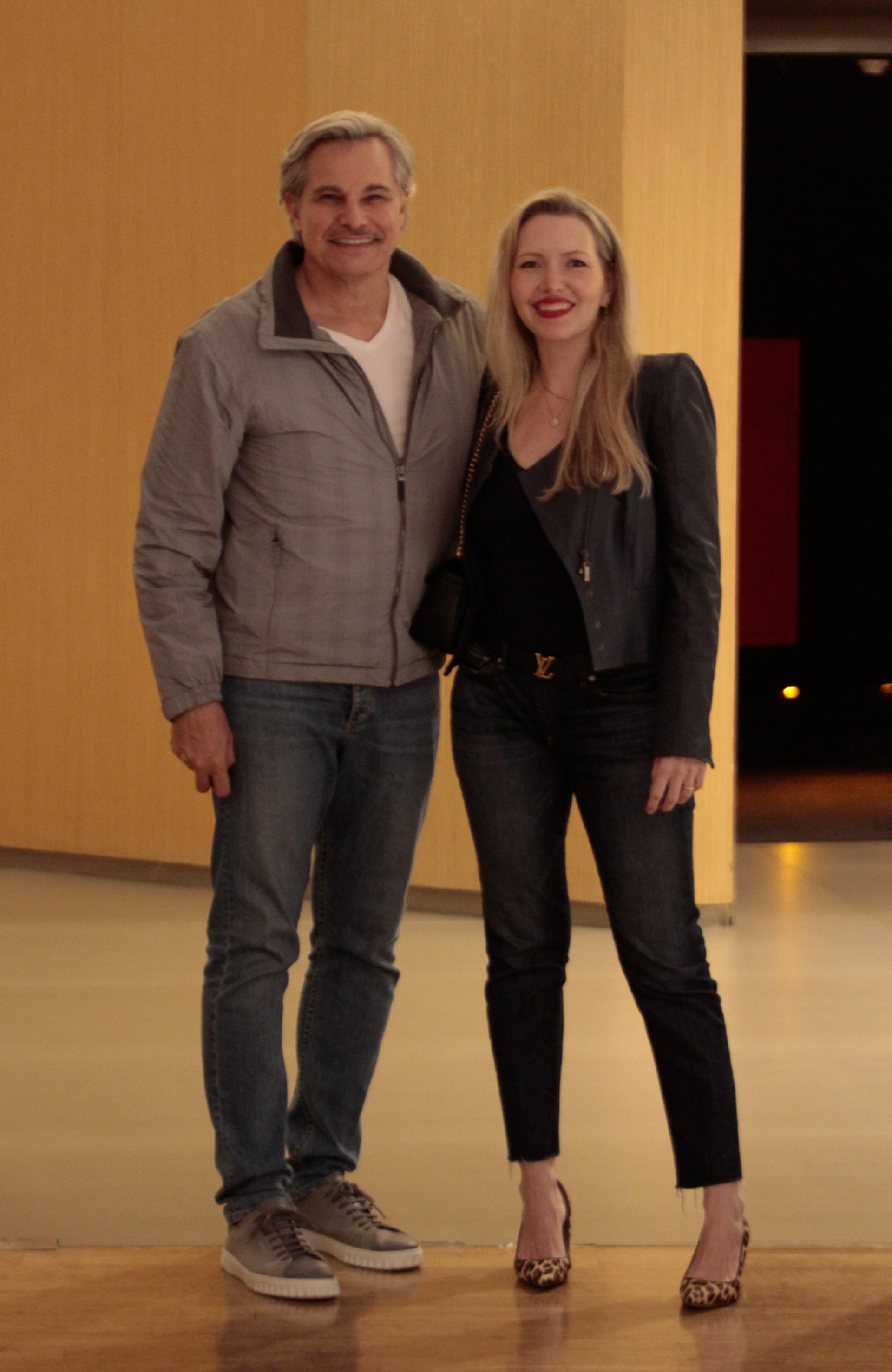 Edson Celulari e a mulher, Karin Roepke, curtem cinema em shopping da Barra da Tijuca, na Zona Oeste do Rio, na noite desta quarta-feira - Edson Aipim / Ag. News