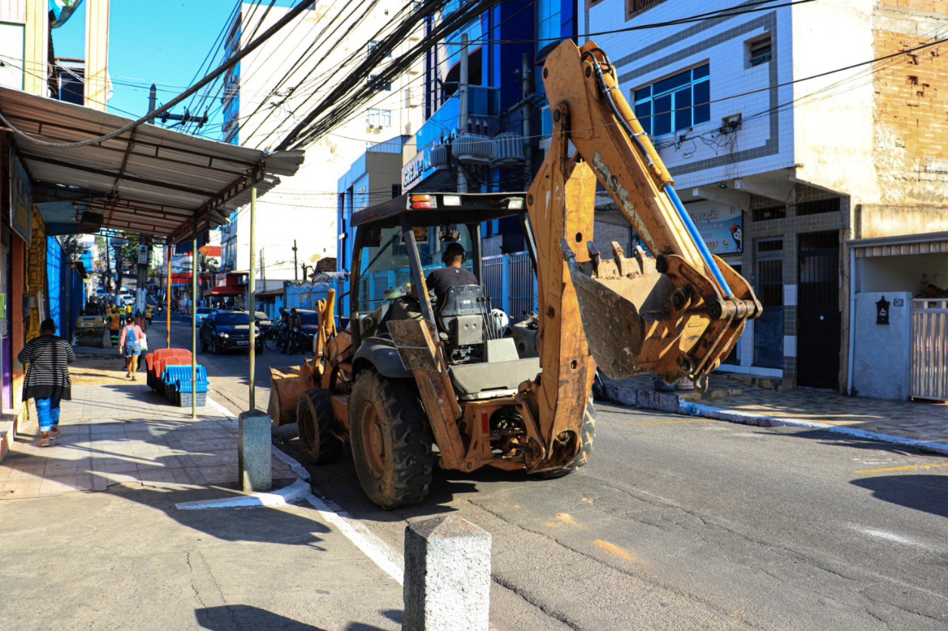 Obras est&atilde;o acontecendo na rua Jo&atilde;o Pessoa, no centro, com a constru&ccedil;&atilde;o de novas cal&ccedil;adas - Divulga&ccedil;&atilde;o / PMN