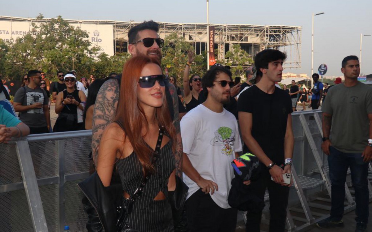 Fam&iacute;lia de Cleo assiste a sua apresenta&ccedil;&atilde;o no Rock in Rio