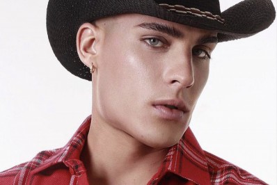 Após ser expulso de 'A Fazenda 14', Tiago Ramos prepara estreia como cantor