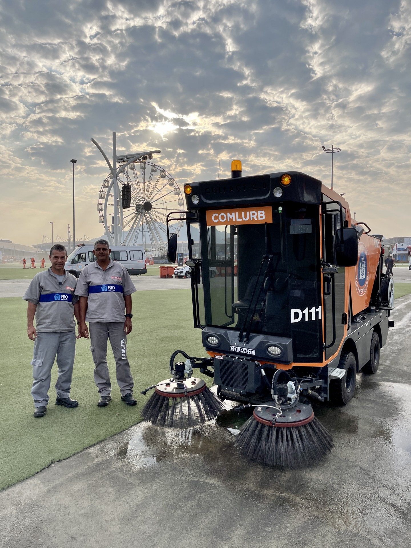 O evento foi palco tamb&eacute;m da apresenta&ccedil;&atilde;o e in&iacute;cio da opera&ccedil;&atilde;o de duas novas varredeiras compactas mecanizadas - @williamwerneckmota