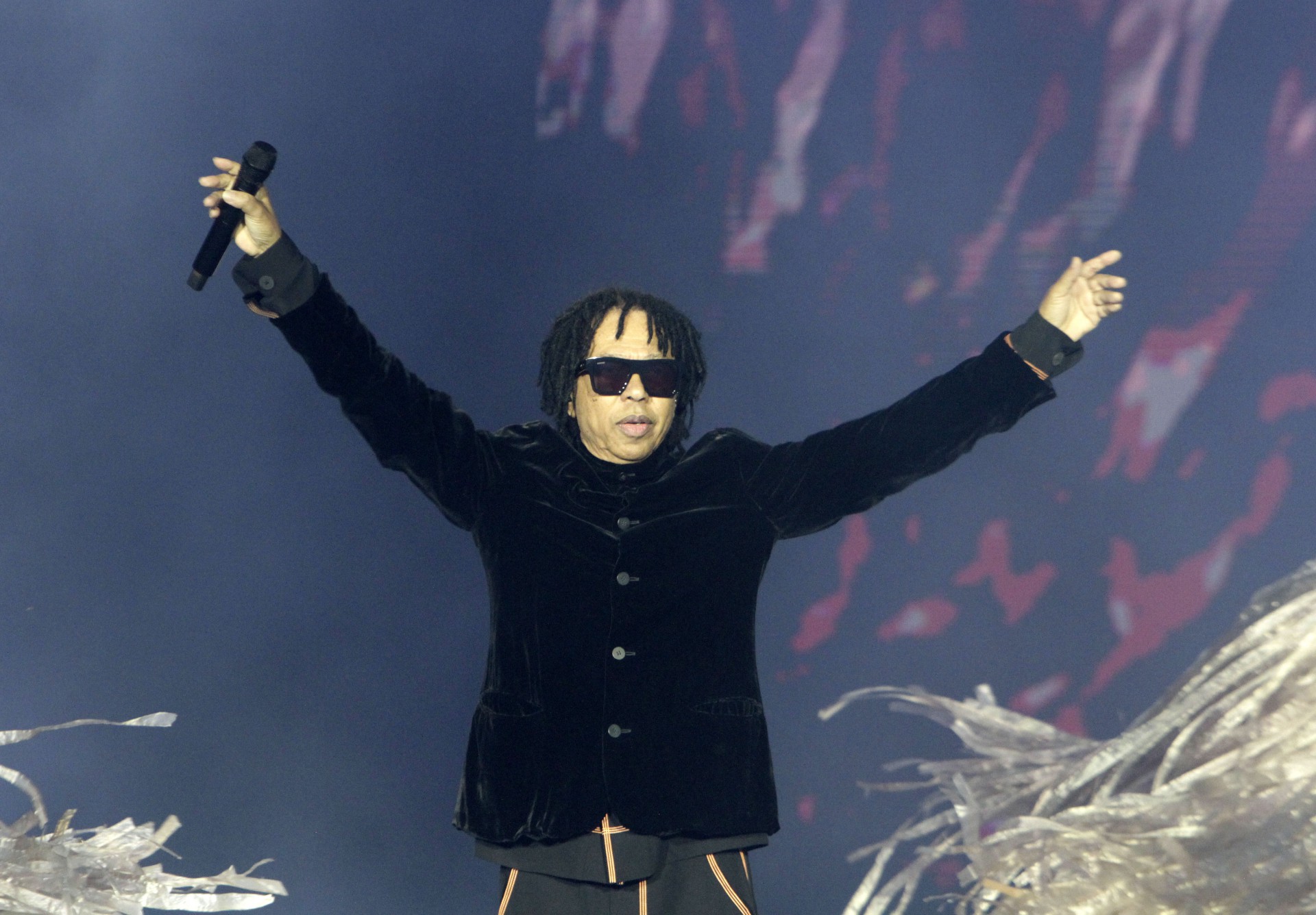 Apresentação do Djavan no Palco Mundo, durante o sexto dia do Festival Rock In Rio 2022, realizado na Cidade do Rock, Zona Oeste do Rio de Janeiro, neste sábado (10). - Marcos Porto/Agencia O Dia