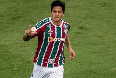 Sempre ele! Com dois gols de Cano, Fluminense vence o Fortaleza e volta ao G-4 do Brasileirão