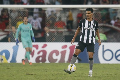 Com dois retornos, Botafogo divulga relacionados para enfrentar o América-MG