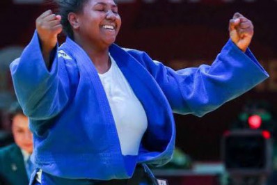 Beatriz Souza conquista ouro no último torneio antes do Mundial de judô