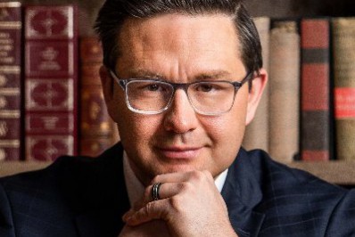 Partido Conservador do Canadá elege líder de ultradireita