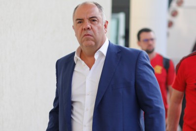 Braz desconversa sobre renovação e afirma que 'o Flamengo hoje quer o Dorival'