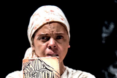 Peça 'Carolina de Jesus - Diário de Bitita' faz curta temporada em Santa Teresa