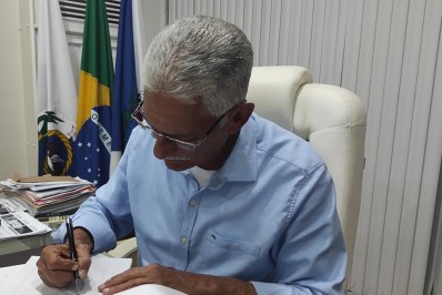 Prefeito anuncia reposição salarial para o funcionalismo gonçalense