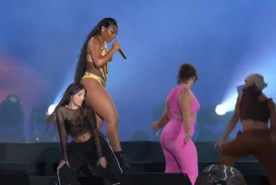 Megan Thee Stallion convida fãs para subirem ao palco em show do Rock in Rio
