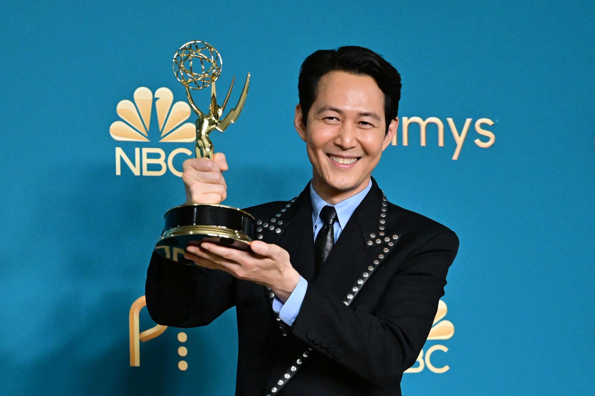 Lee Jung-Jae, de 'Round 6', se torna o primeiro homem asiático a ganhar um Emmy de melhor ator em série de Drama - AFP