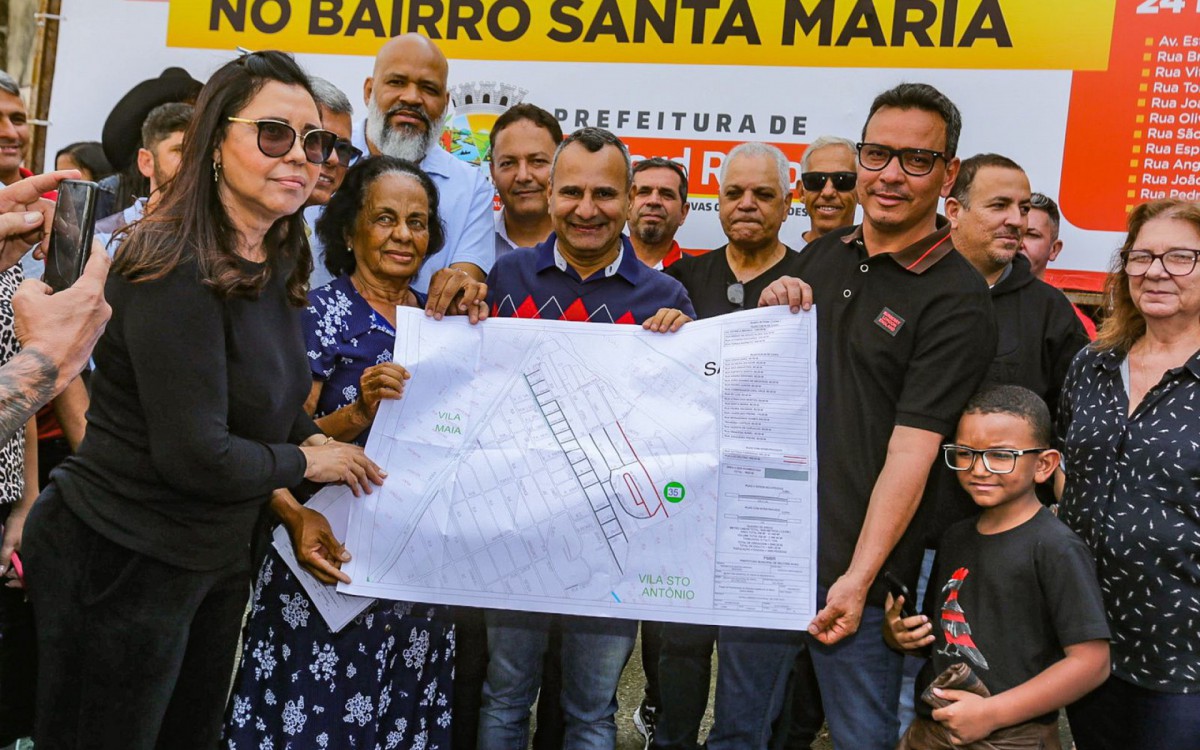 Prefeito Waguinho exibe o mapa das obras das ruas de Santa Maria que ser&atilde;o beneficiadas