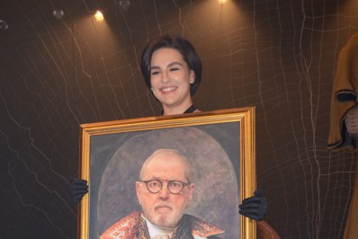 Elenco faz homenagem a Jô Soares na pré-estreia de sua última peça