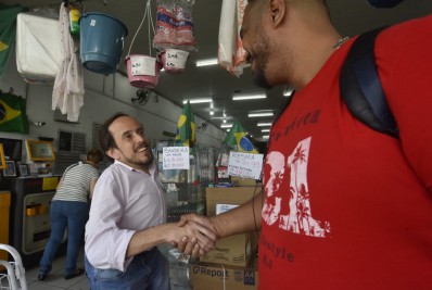 Paulo Ganime diz que vai combater a corrupção e zerar filas na Saúde 