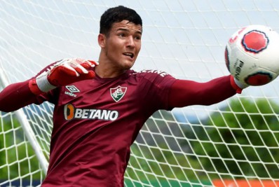 Fluminense renova com goleiro até o fim de 2026