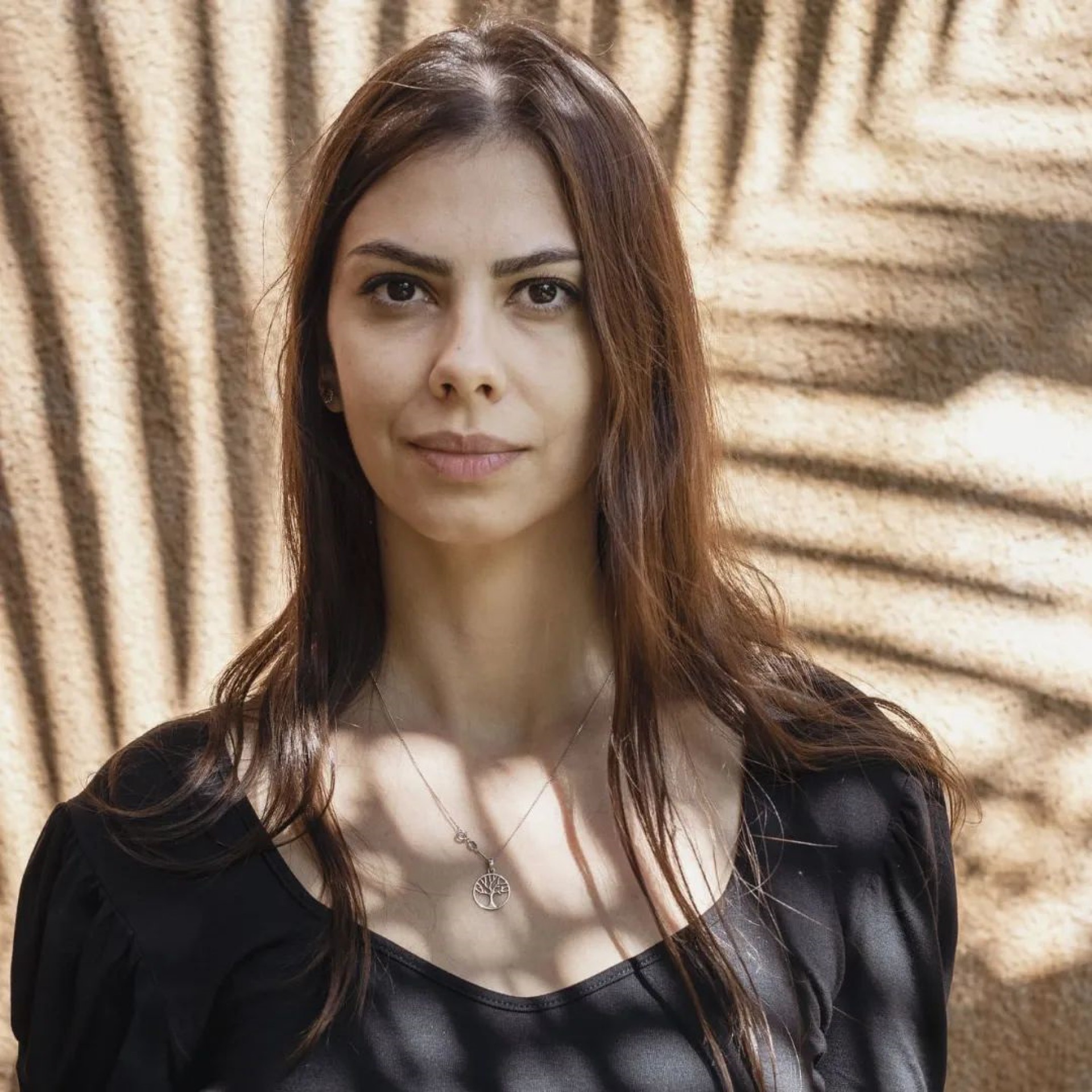 Carol Chiovatto é a autora de 'Árvore Inexplicável' - Divulgação