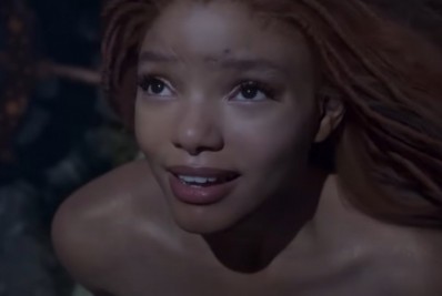 Disney divulga pôster oficial do live-action de 'A Pequena Sereia'