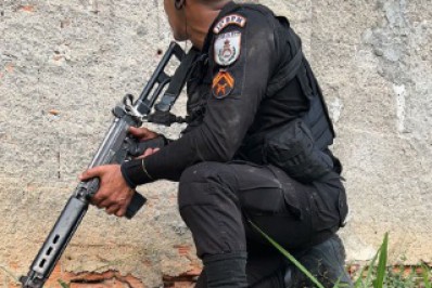 PM entra em confronto e prende dois suspeitos em Niterói